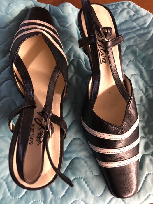 Sapatos em pele Novos pretos e branco numero 36