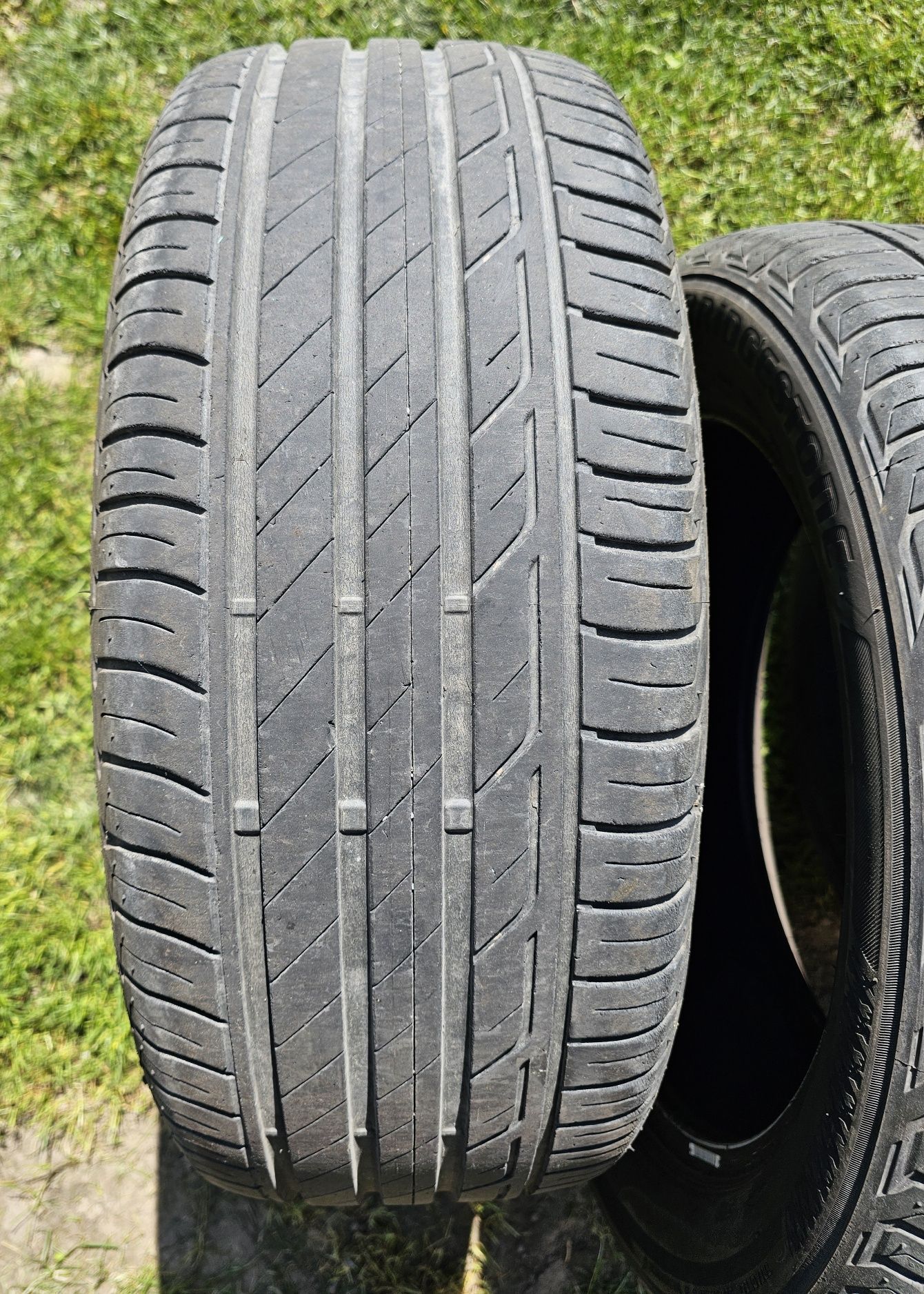 Opony letnie Bridgestone 215/55R17