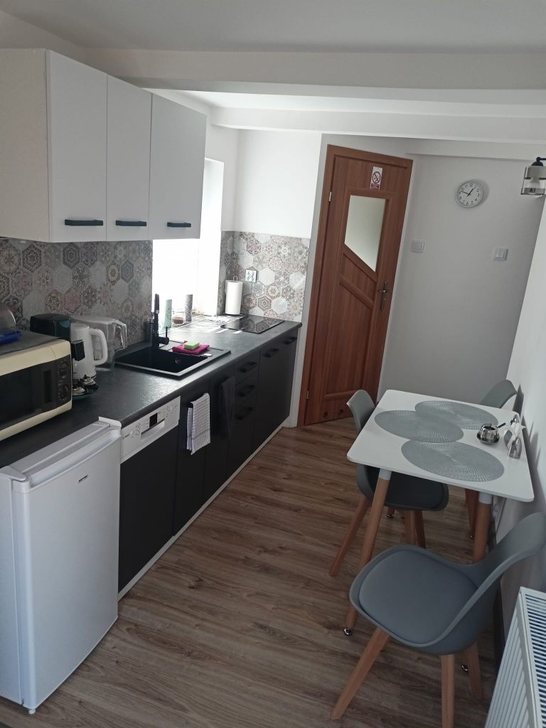 Apartament pod lipami z ogrodem