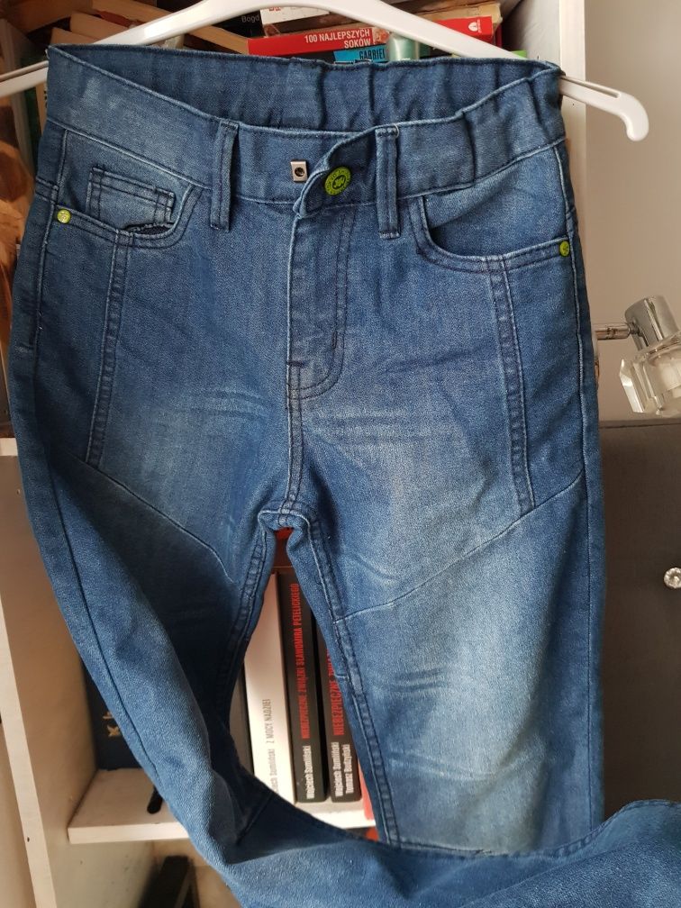 Jak nowe spodnie dżinsowe 146 cm