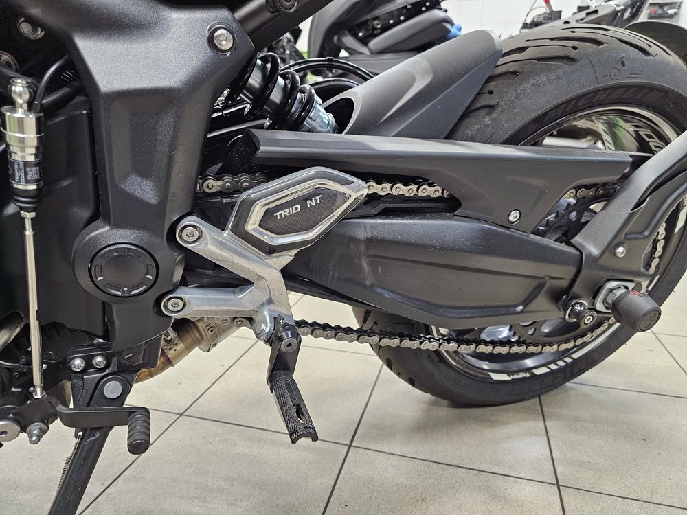 Triumph Trident 660