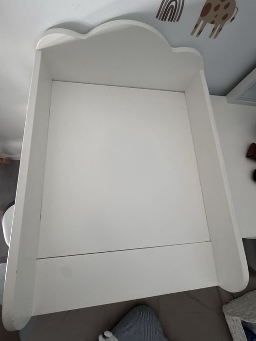 Muda fraldas em madeira para comoda