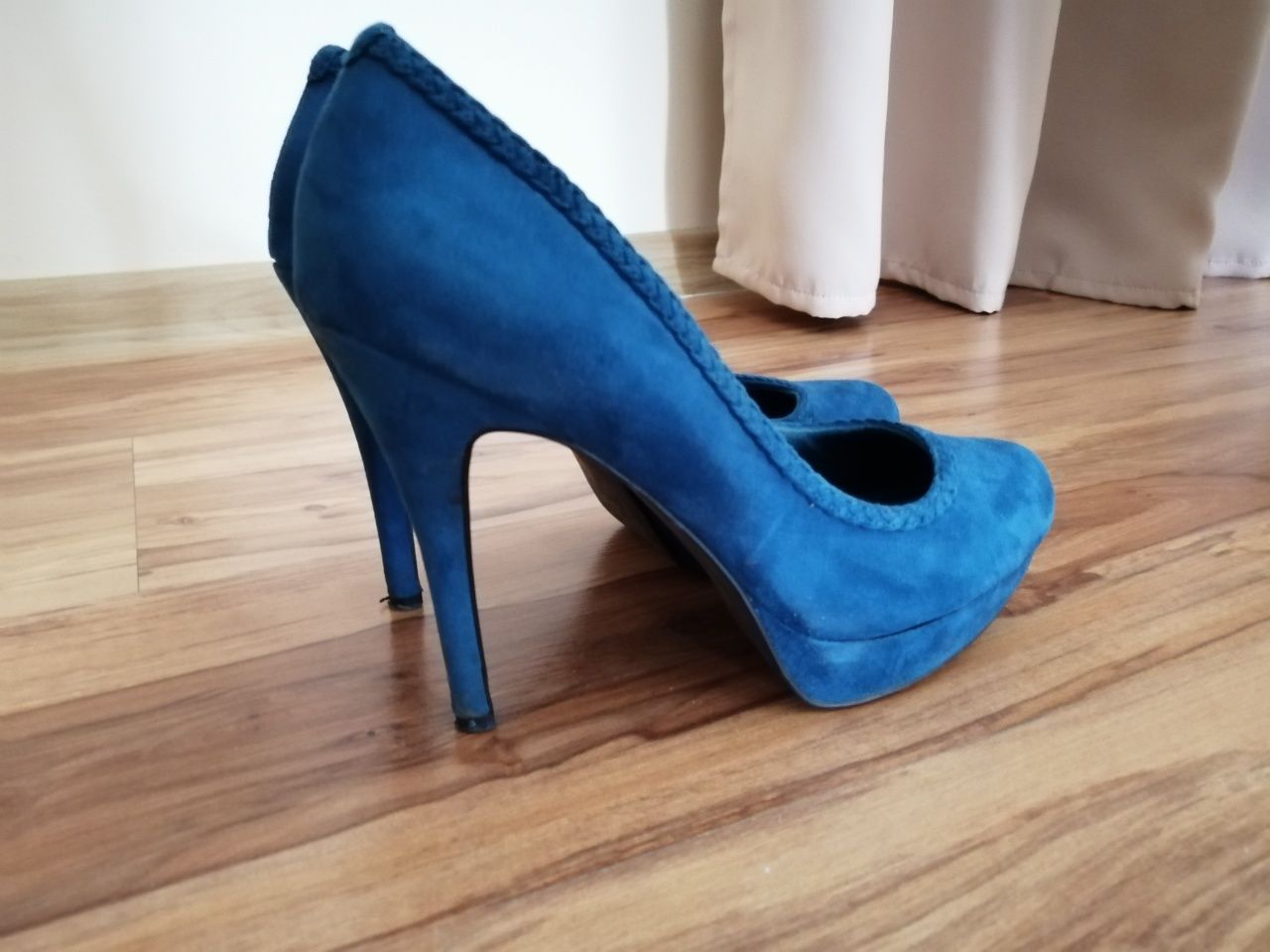 Szpilki niebieskie stradiwarius 39 buty na obcasie czułe ka piękne
