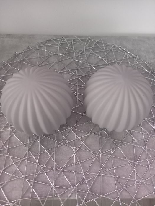 Ozdobne kule dekoracyjne 2 szt.