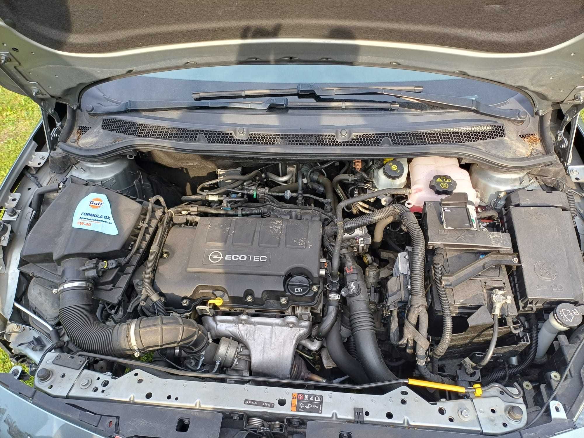 Opel Astra J 1.4 Turbo 140 KM