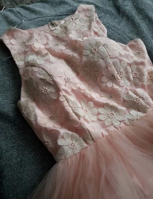 Sukienka tiulowa  r S