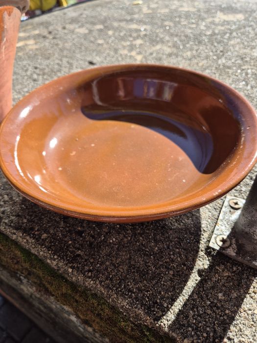 Taças de barro para forno