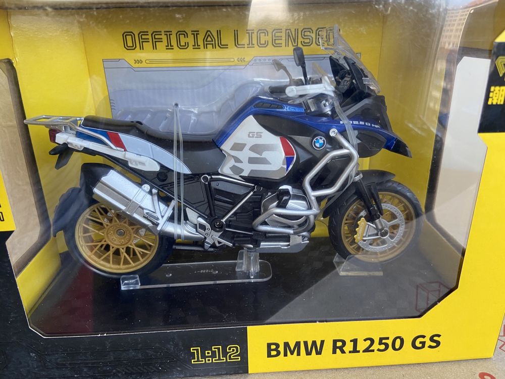 BMW R1250 GS модель мотоцикла гусь моделька