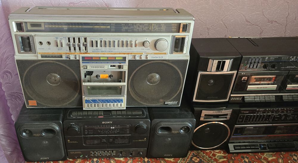 Магнитофоны разные