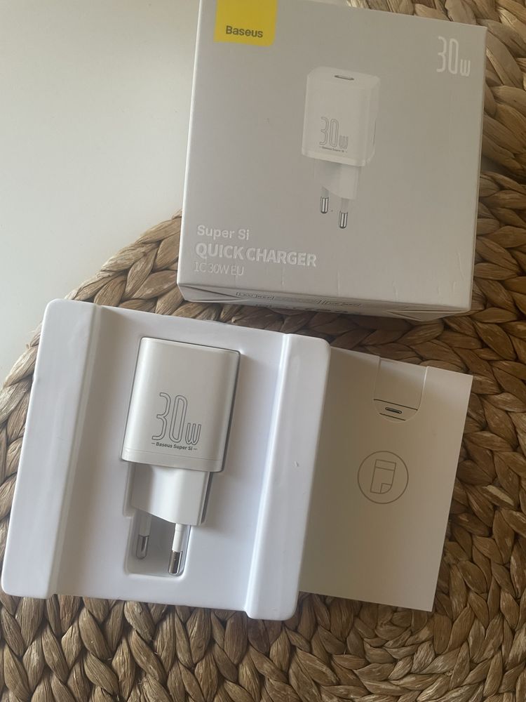 Nowa szybka ładowarka 30w Baseus usb c