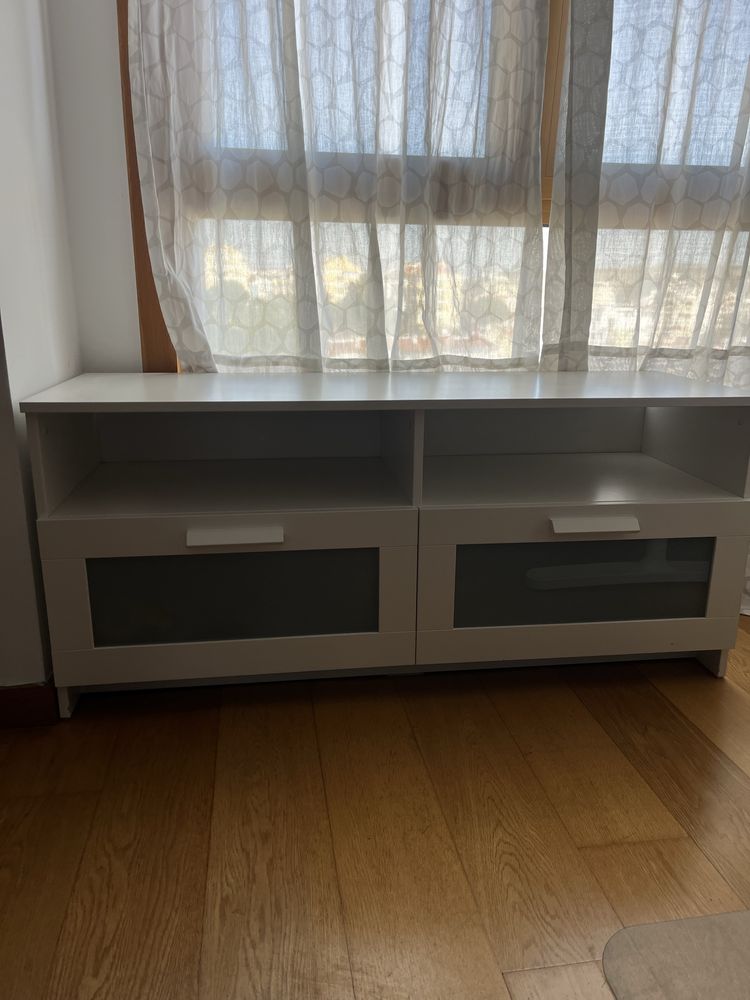 Cómoda Branca quarto