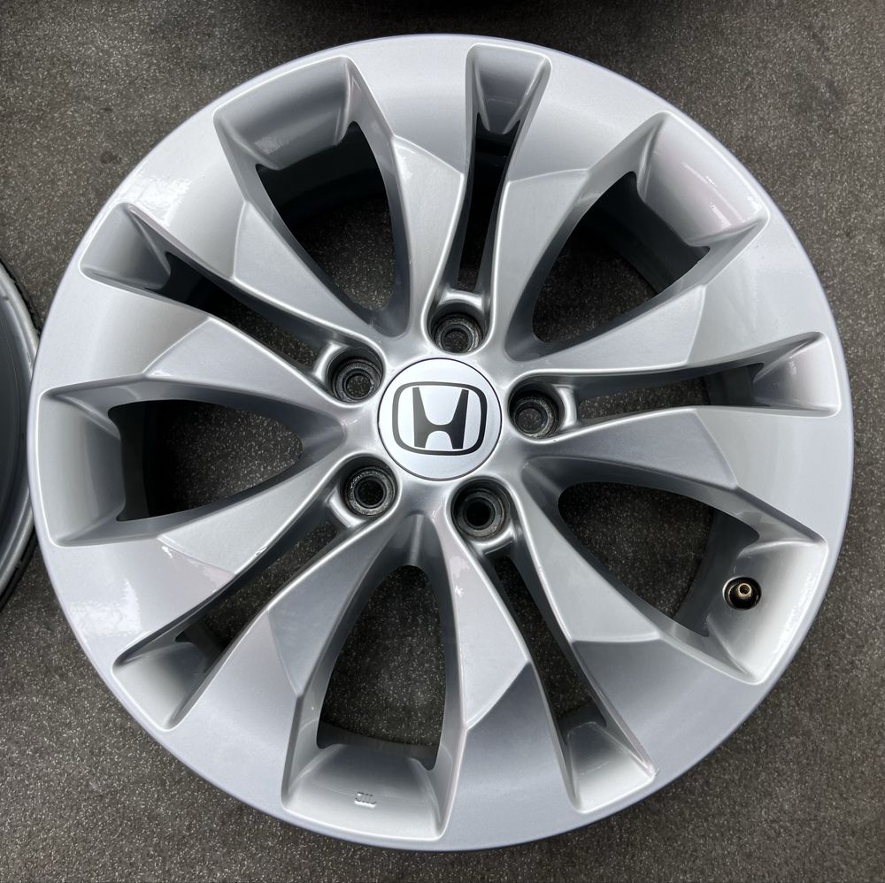Диски R17 5 114.3 et50 J6.5 Оригінал Honda CR-V хонда титани