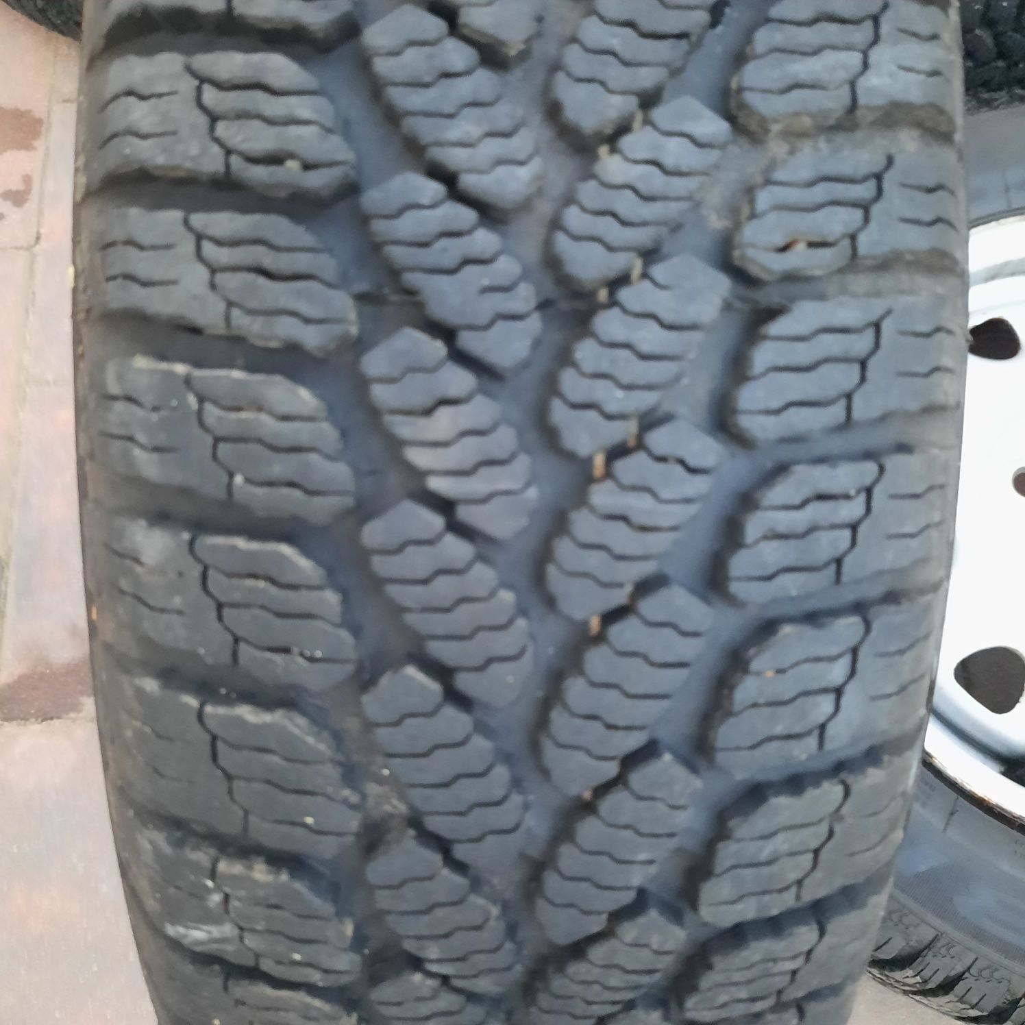 Opony z felgami 165/70 R13