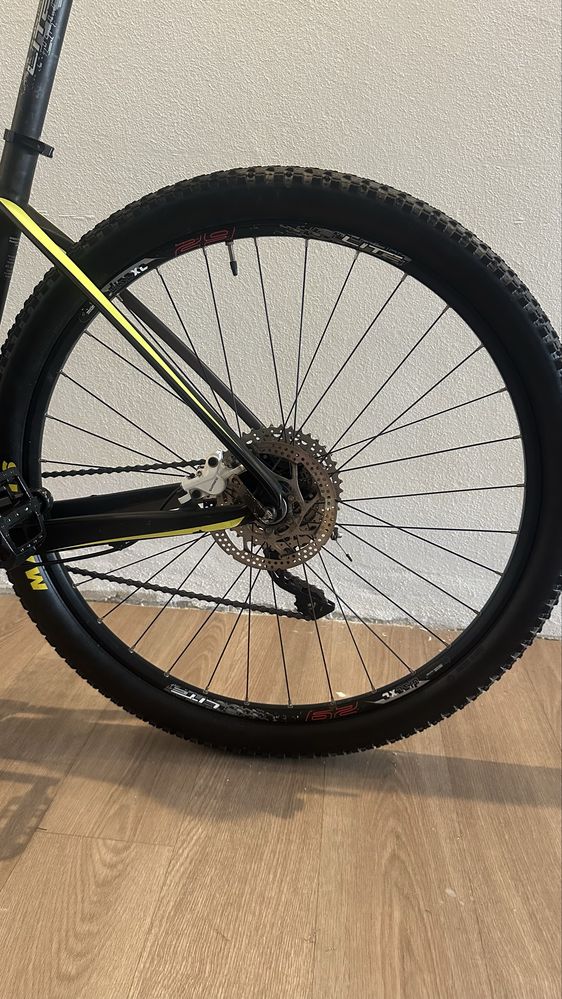 Bicicleta BH usada