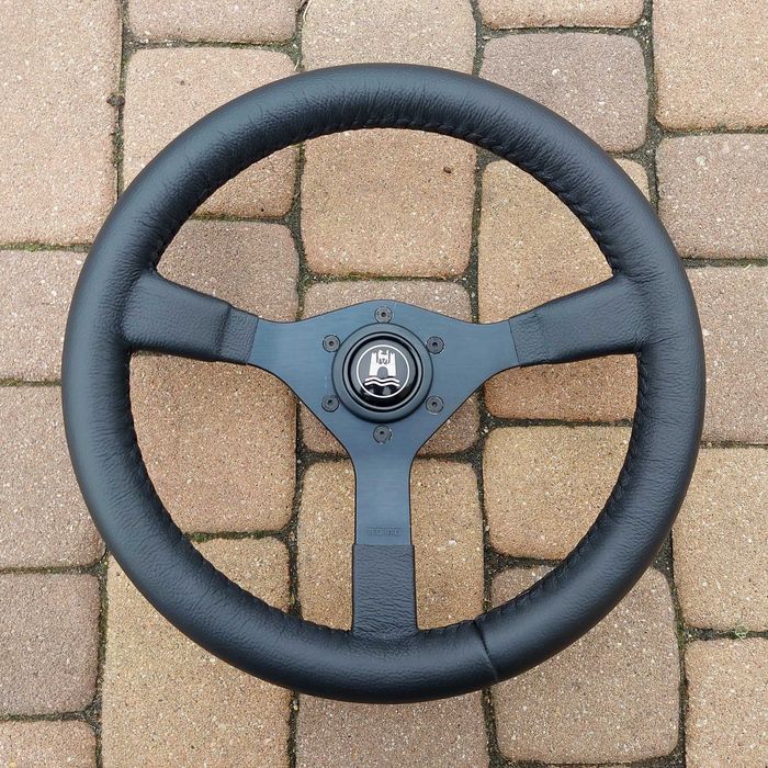 Momo 35cm kierownica sportowa Wolfsburg Edition VW Golf Garbus Porsche