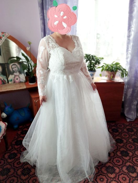 Нове весільне плаття 50-52 розміру