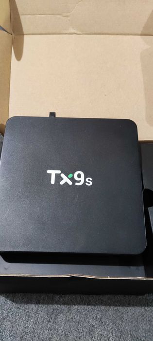 Приставка Tanix tx9s