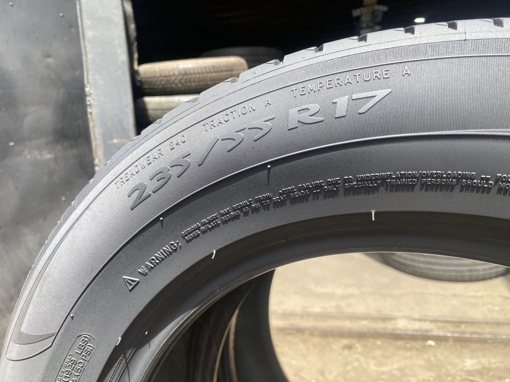 Автошини MICHELIN 235/55R17 Резина,Колеса,Гума,Скати, Шини)