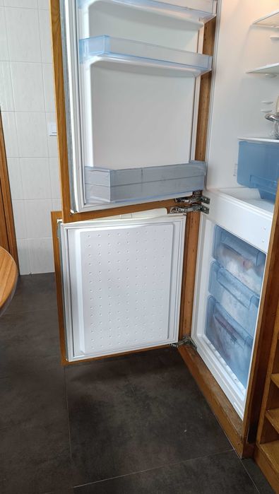 Cozinha usada com banca em pedra