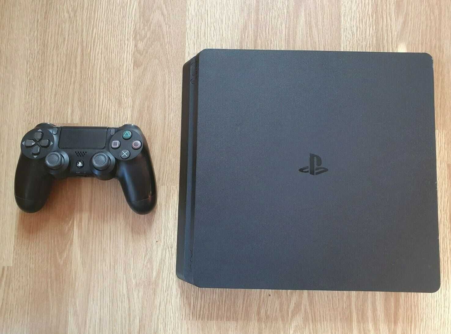 PlayStation 4 500 ГБ slim + 1 джойстик