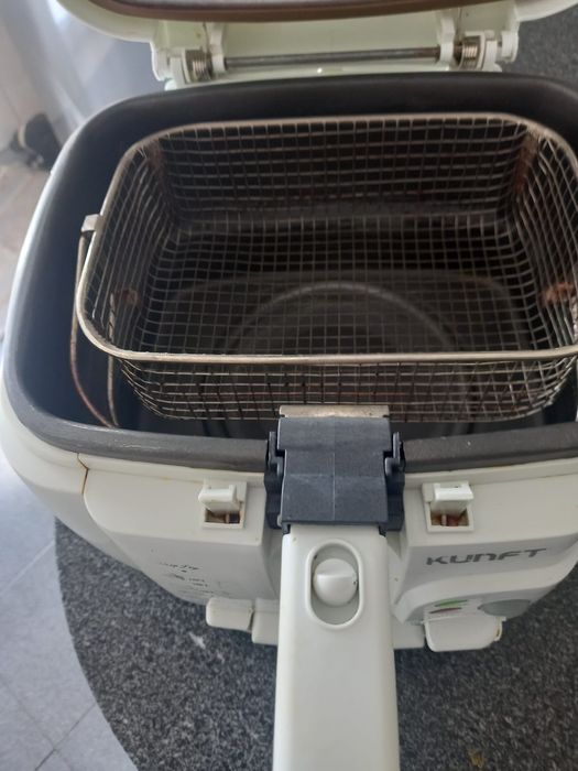 Fritadeira em bom estado