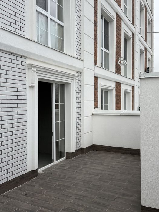 Продаж 2к квартири з терасою