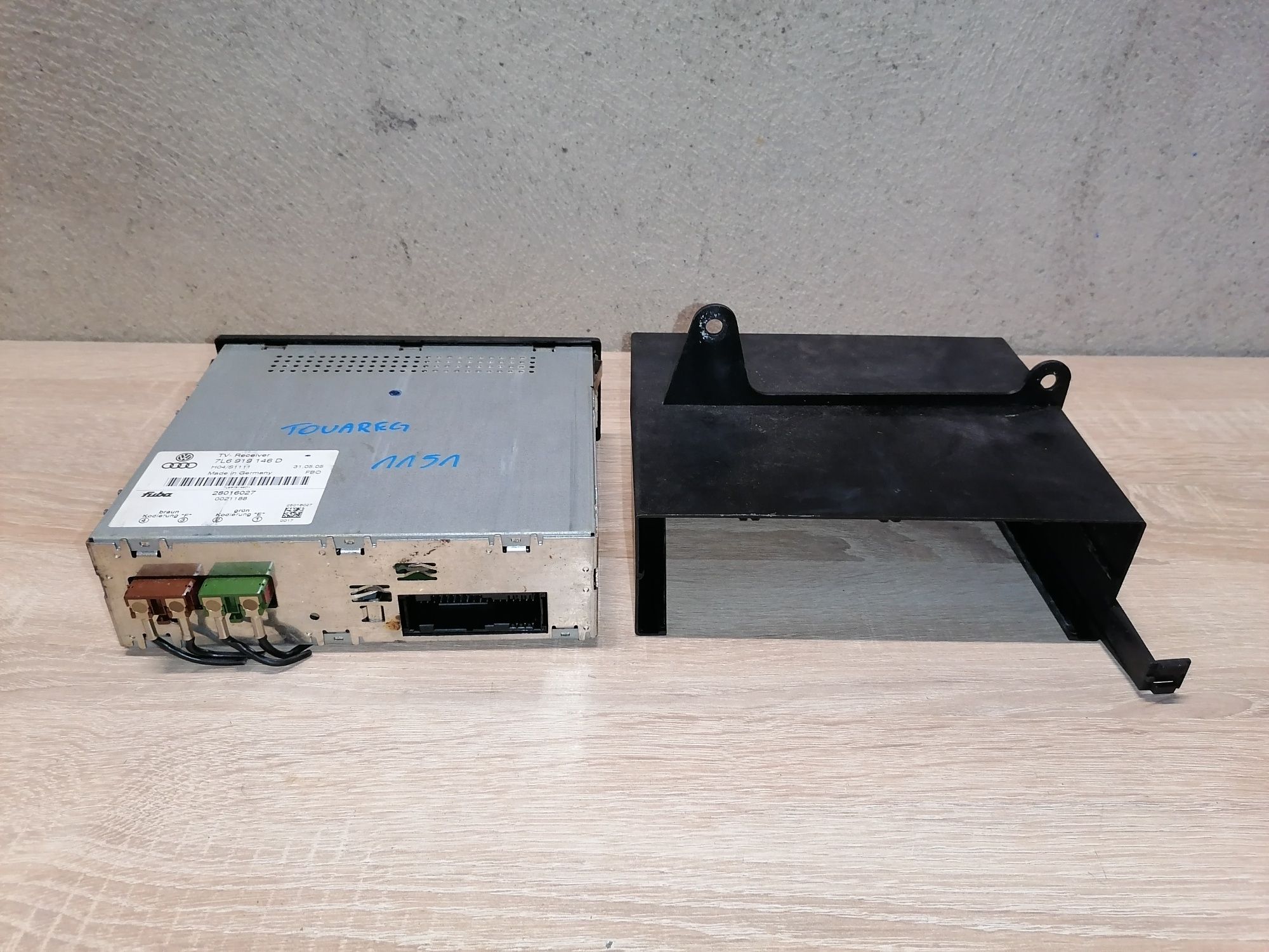 VW Touareg 7L Tuner TV
