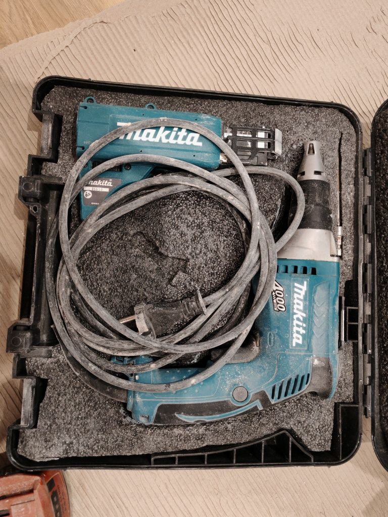 MAKITA FS4300 wkrętarka wysokoobrotowa do regipsów płyt gk OSB