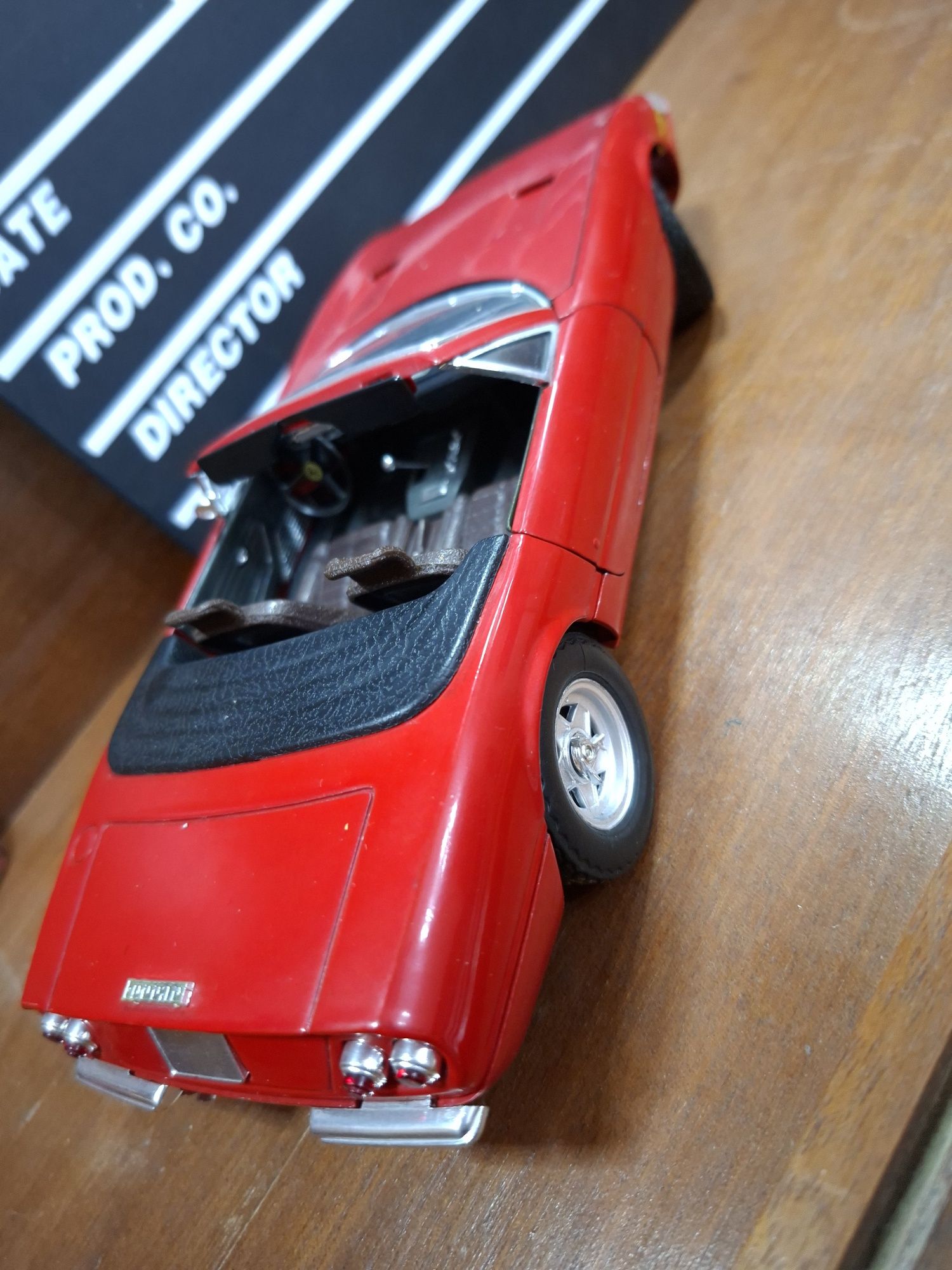 Ferrari 365 GTS Modelo 4