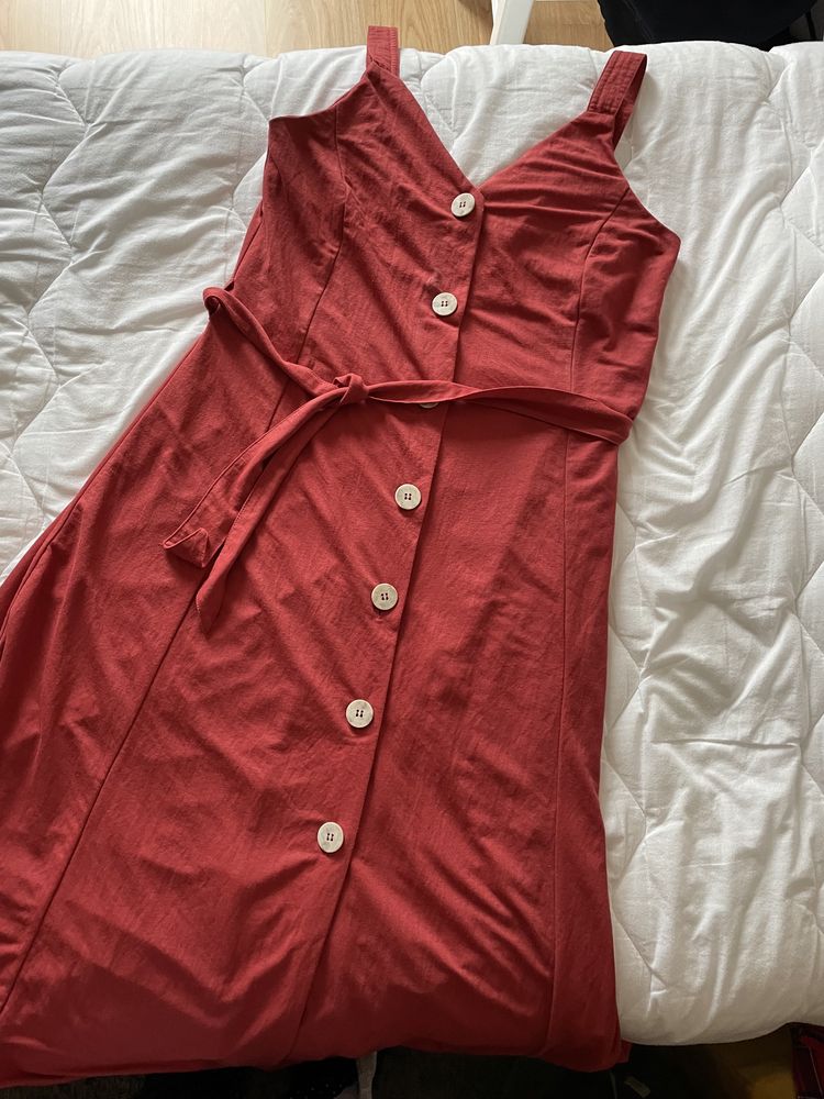 Vestido midi vermelho