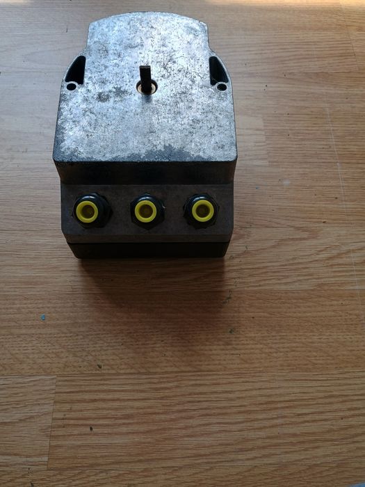 Siłownik zaworu motylkowego kromschroder