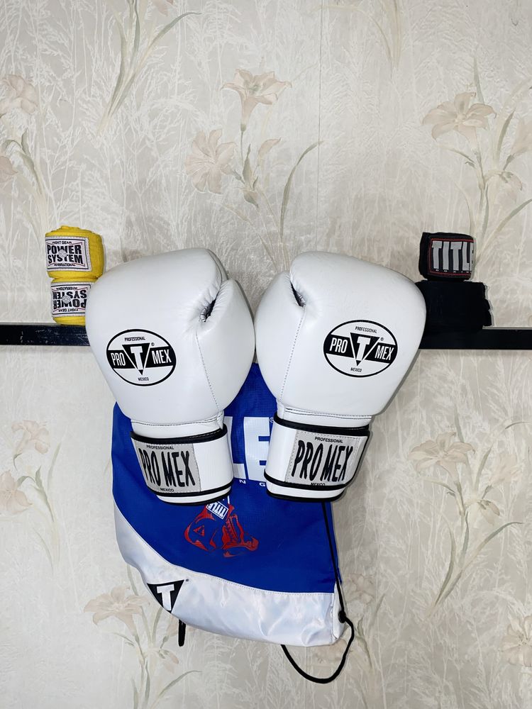 Боксерские перчатки от бренда ProTMex