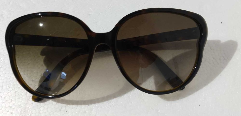 Óculos de sol Marc By Marc Jacobs.