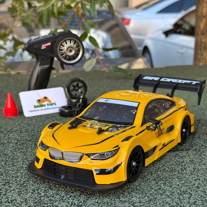 Дрифт машинка на радиоуправлении BMW M3 желтая - 30 км/ч | БМВ дрифт