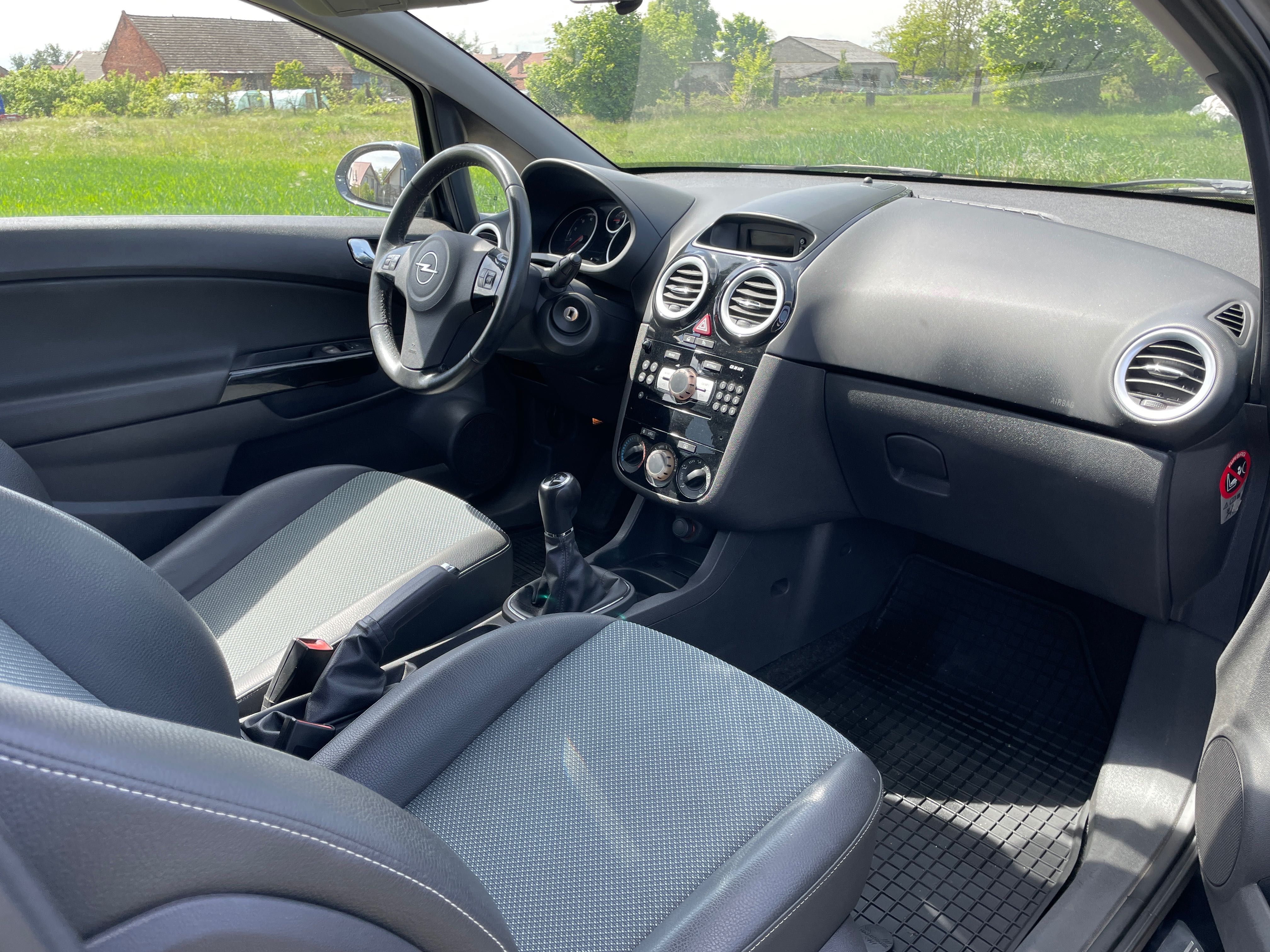 Opel Corsa d 1.2 OPC line