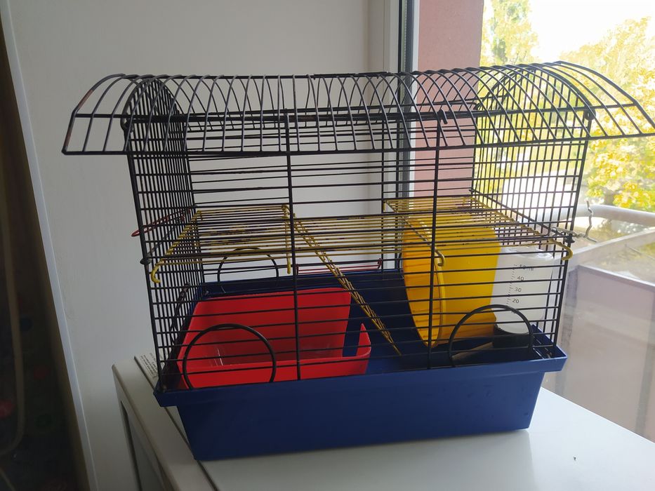 Продам клетку для хомяка