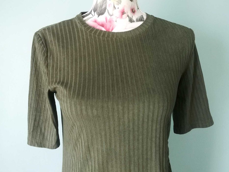 NOWA Zielona sukienka ołówkowa midi Reserved 34 XS khaki krótki rękaw