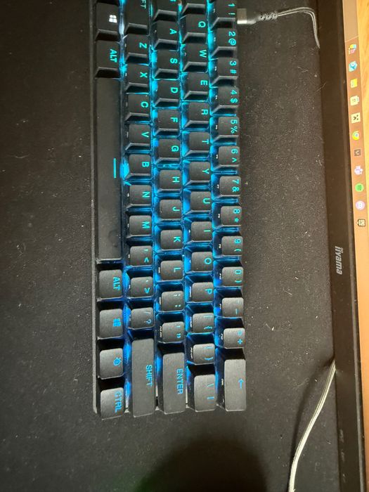 Komputer bardzo polecam!!