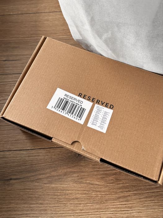 Snickersy Reserved zamszowe 38