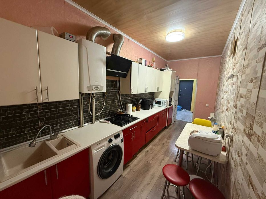 Продаю будинок свій