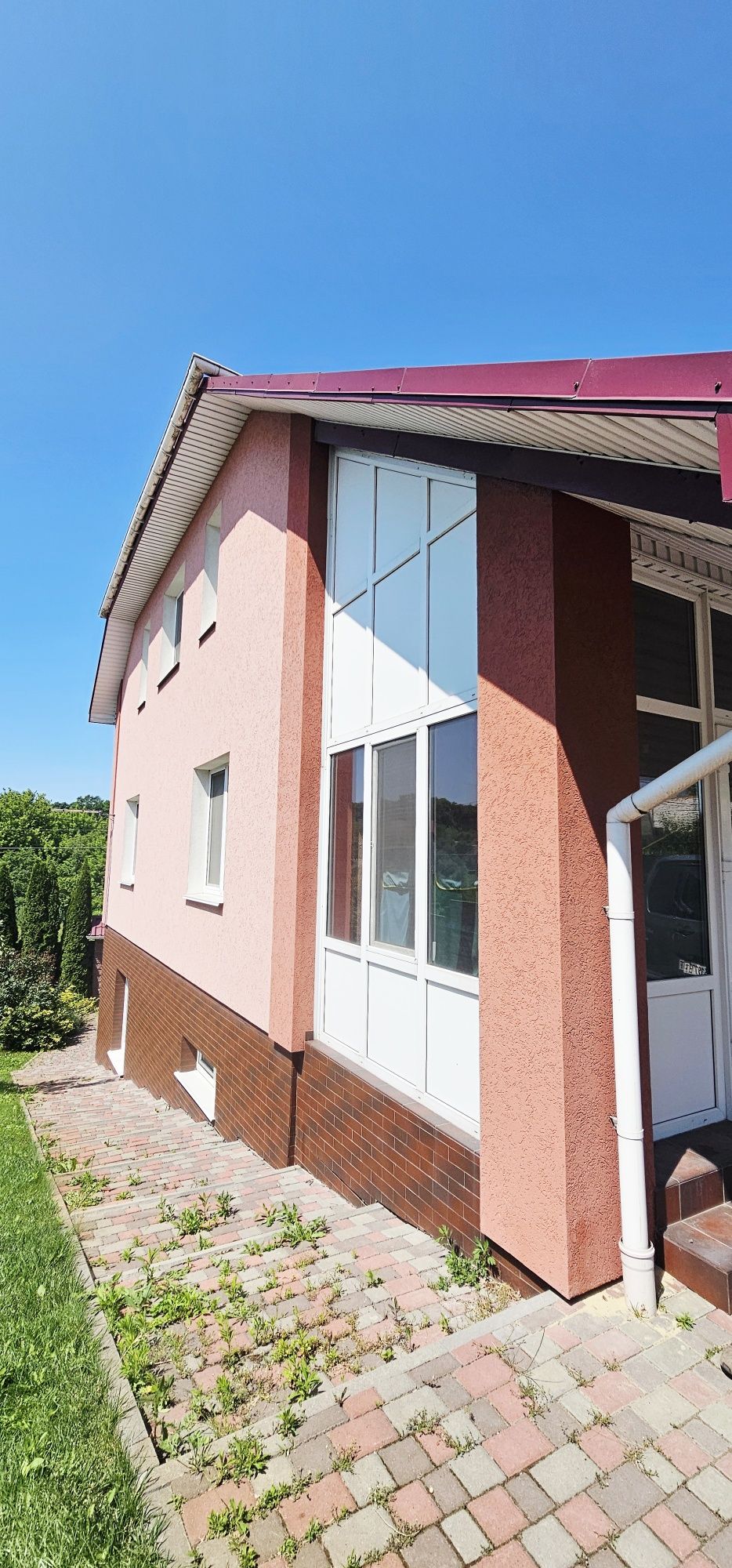 Продаж сучасного будинку