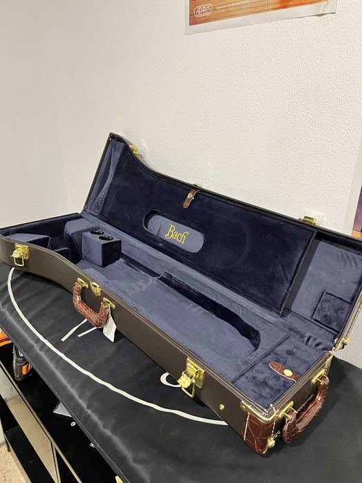 Estojo para Trombone Tenor Vincent Bach Artisan
