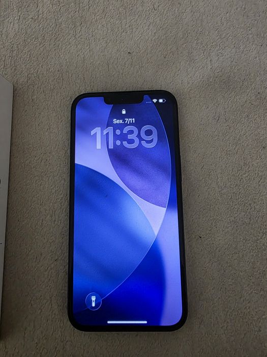 IPhone 13 5G com 128GB