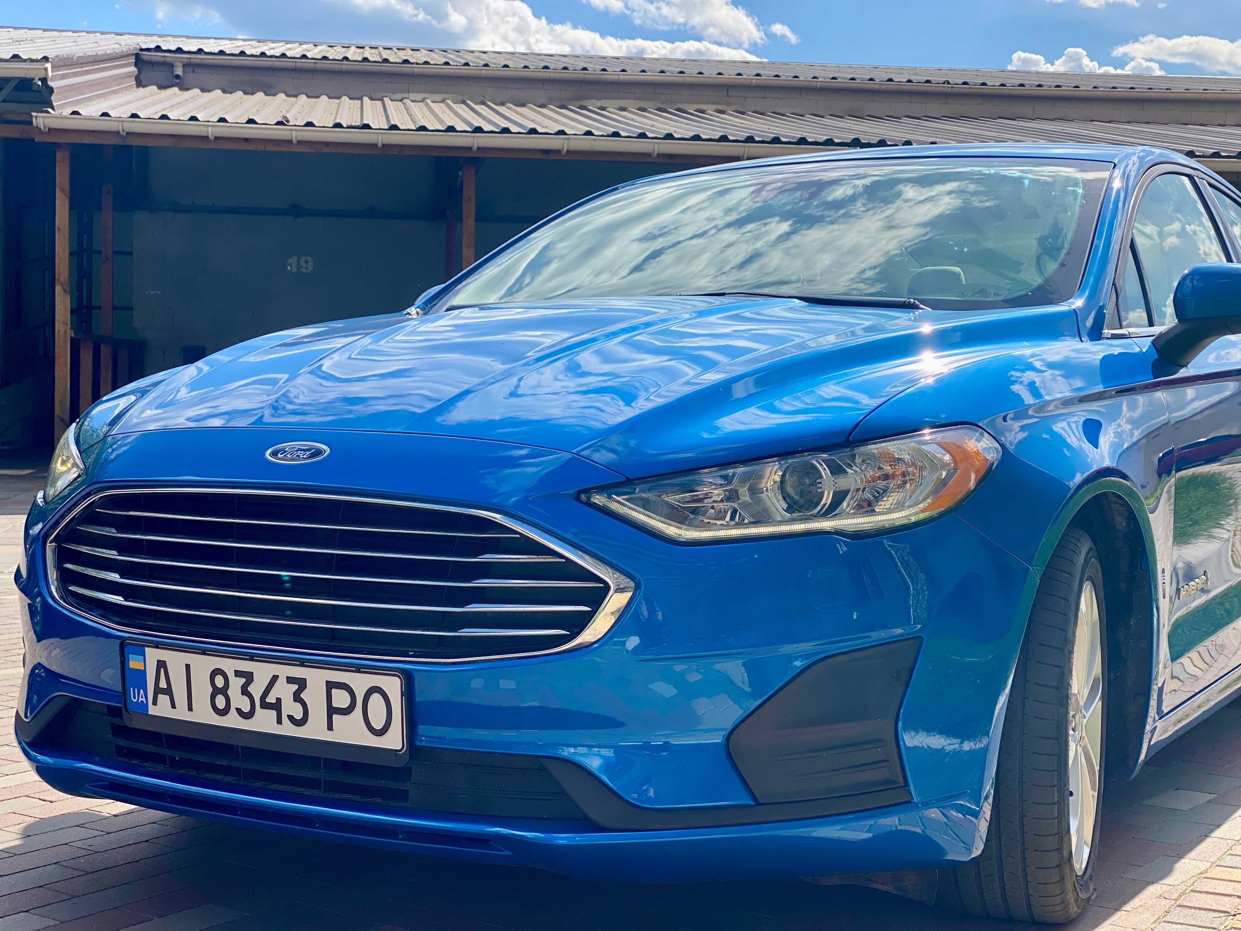 Ford Fusion se 2018 Hybrid CVT (190 к.с.)