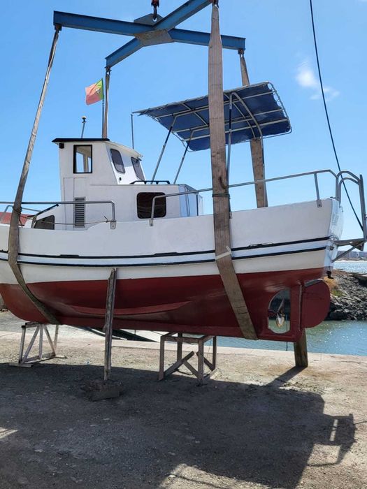 Vendo Barco em excelente condição