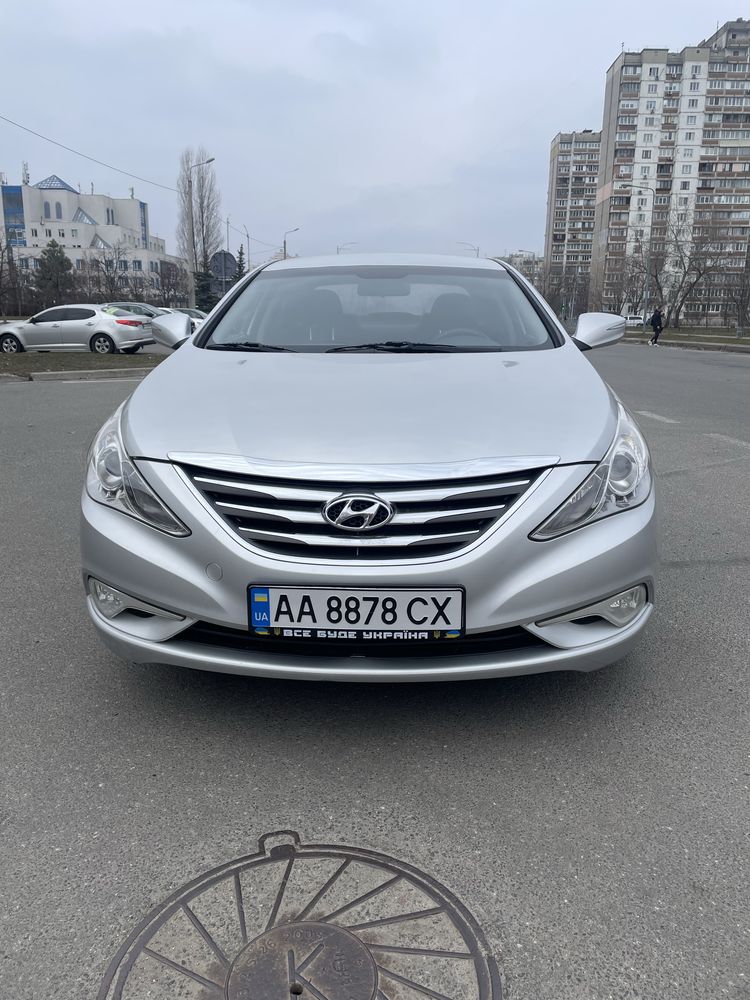 Hyundai Sonata 2012