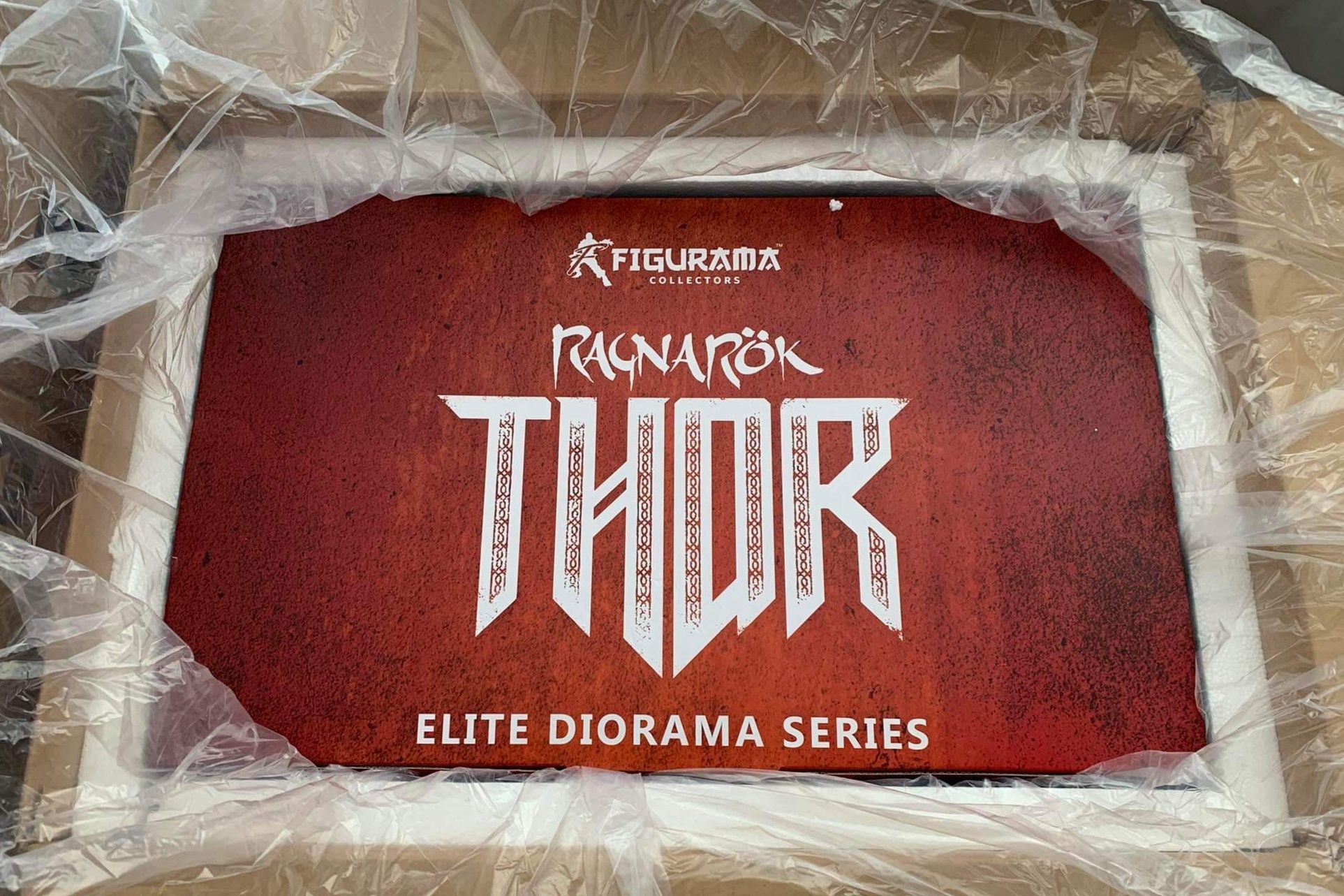 Thor Ragnarok Stayua Figurka Figurama nie Sideshow Hot Toys