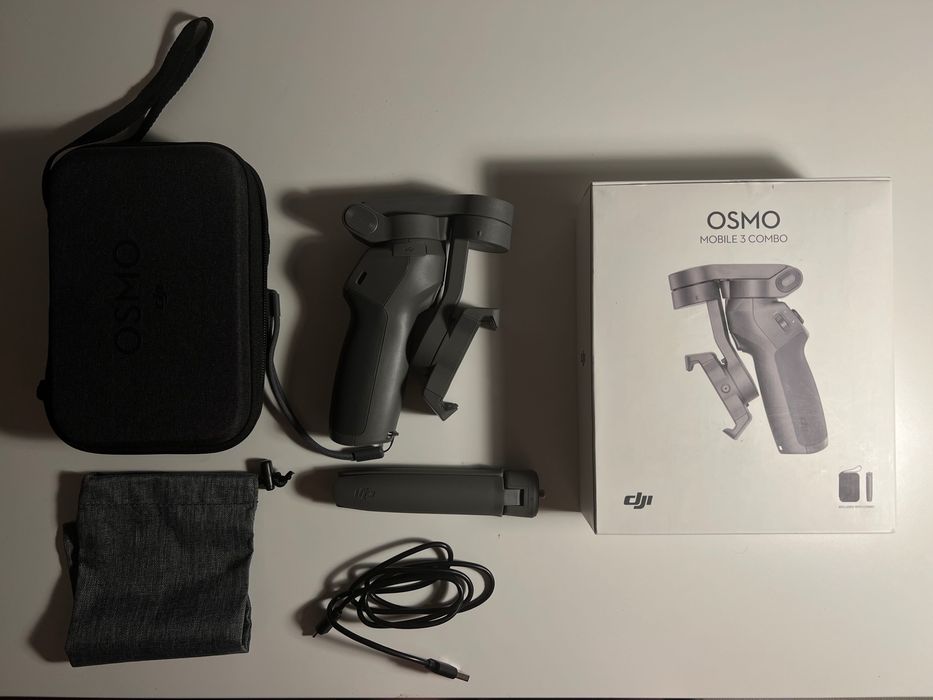 DJI Osmo Mobile 3 Combo