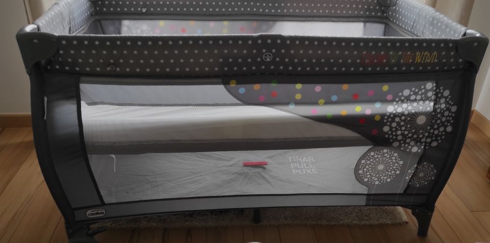 Cama de bebe desmontável e colchao