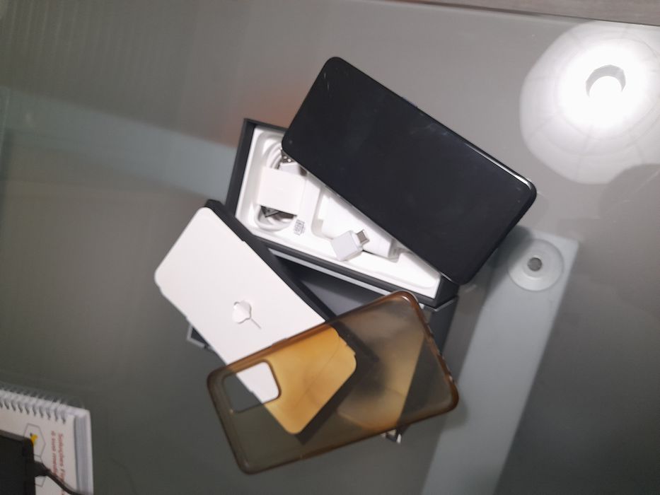 OPPO Find X5 Lite